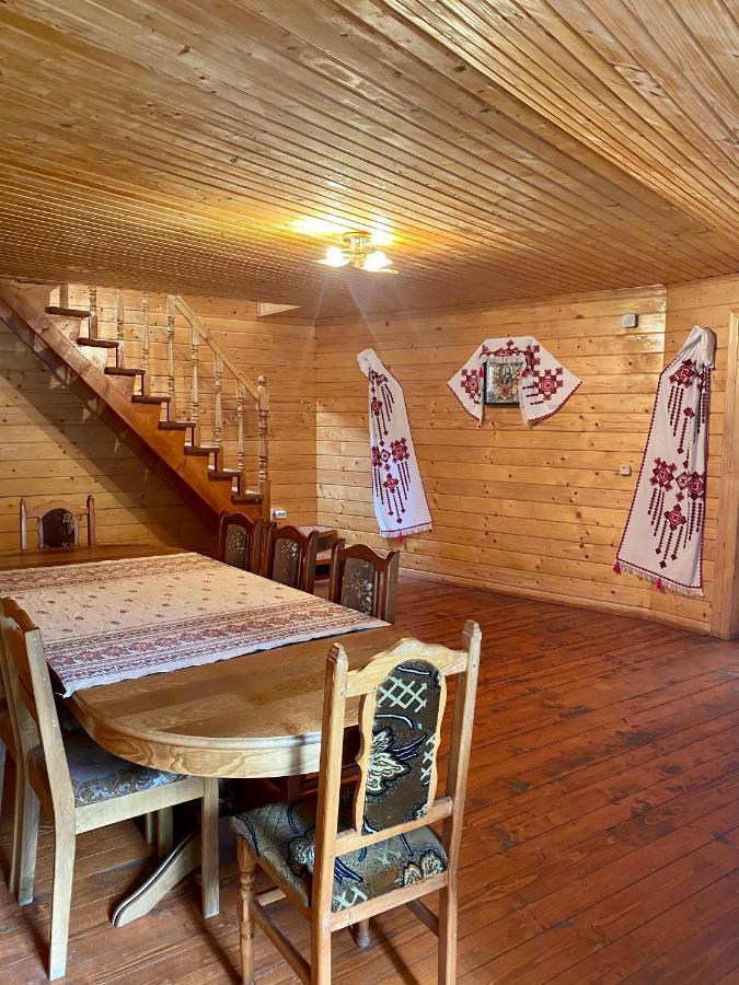 Hotel Medova Hata Verkhnyaya Rozhanka Esterno foto