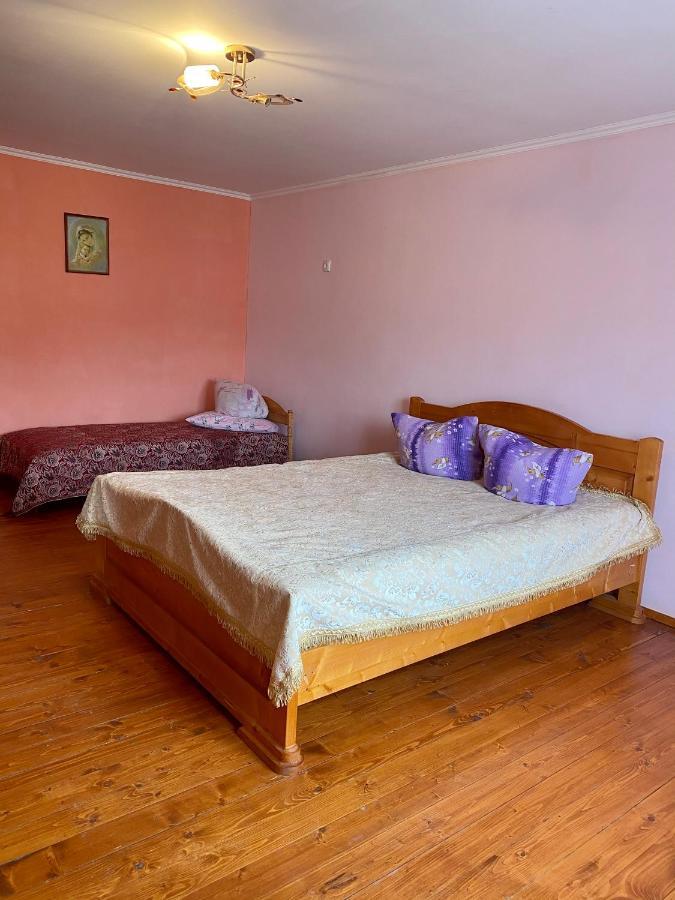 Hotel Medova Hata Verkhnyaya Rozhanka Esterno foto