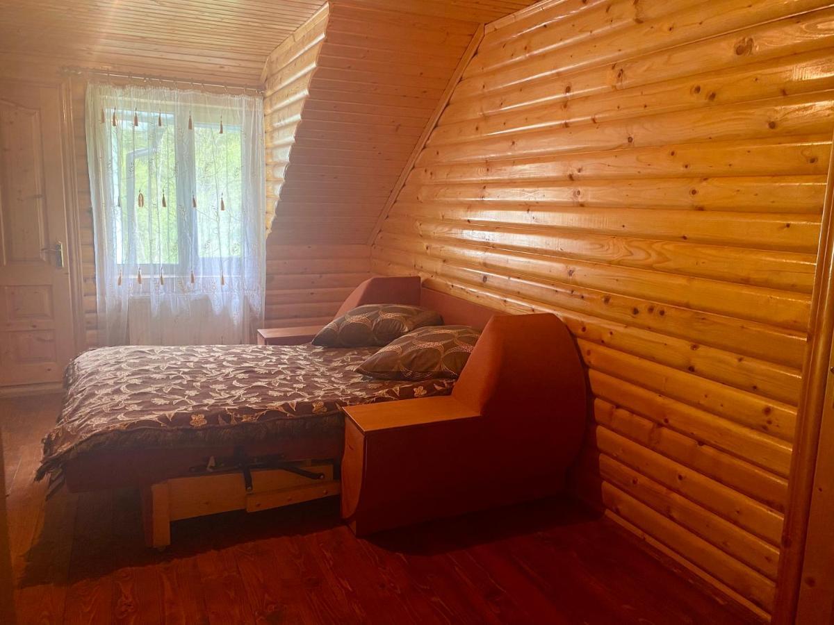 Hotel Medova Hata Verkhnyaya Rozhanka Esterno foto