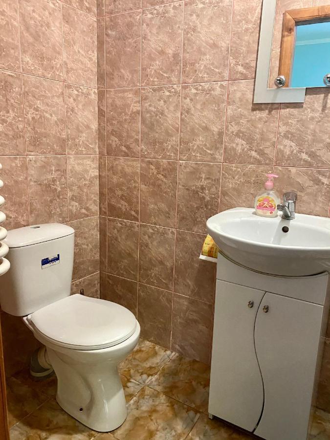 Hotel Medova Hata Verkhnyaya Rozhanka Esterno foto