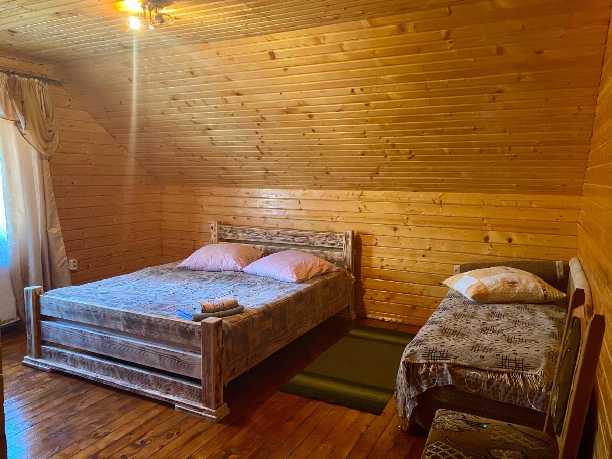 Hotel Medova Hata Verkhnyaya Rozhanka Esterno foto