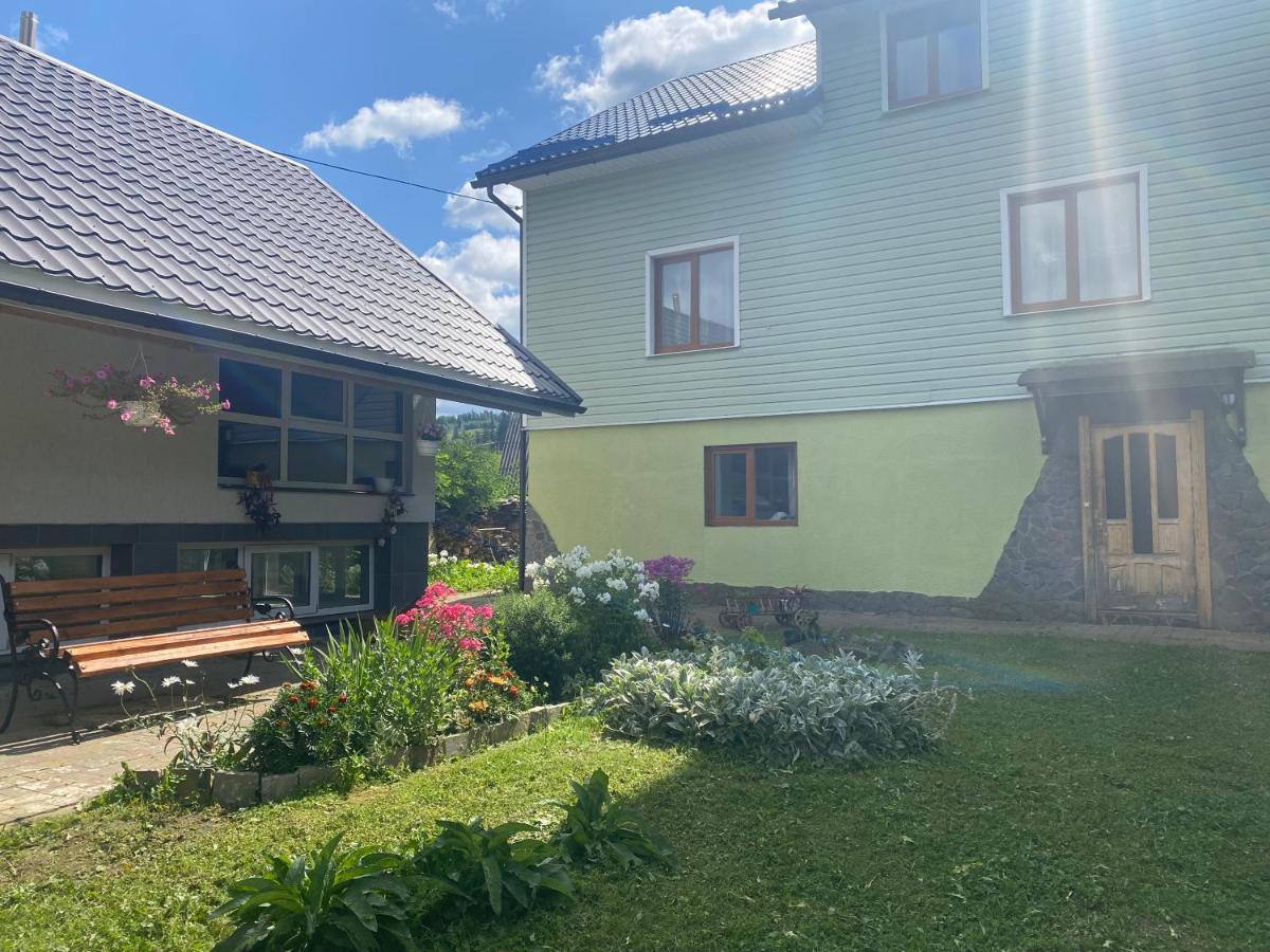 Hotel Medova Hata Verkhnyaya Rozhanka Esterno foto