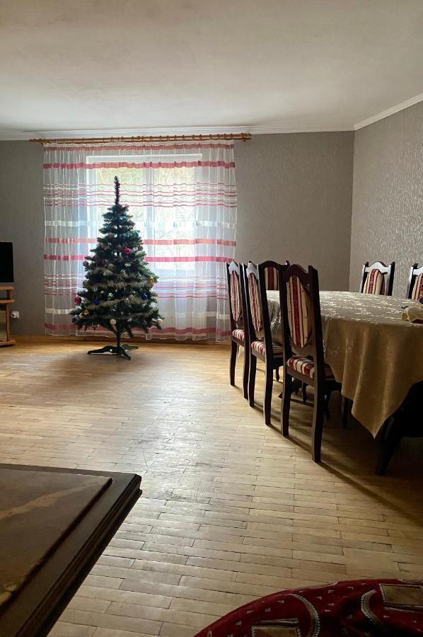 Hotel Medova Hata Verkhnyaya Rozhanka Esterno foto